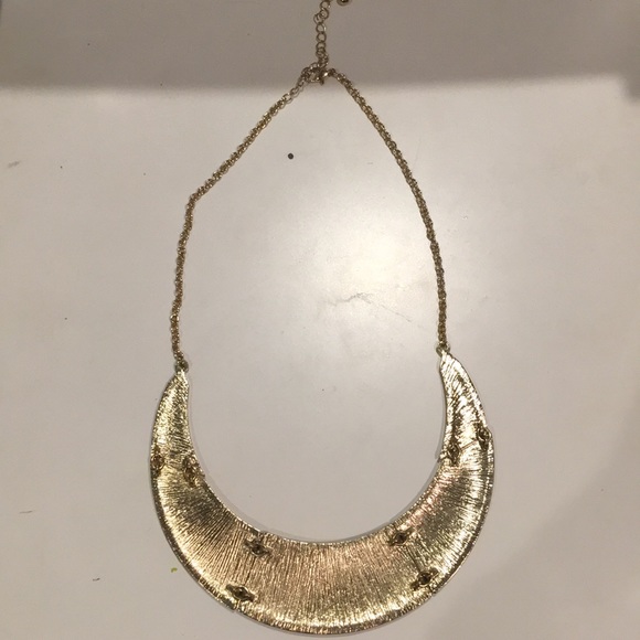 Coral & Gold Statement Necklace - Picture 4 of 8